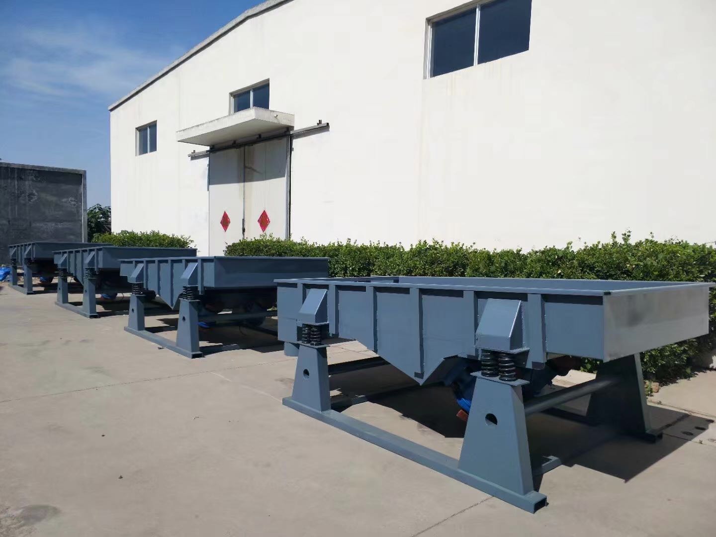 直線振動(dòng)篩篩網(wǎng)破損如何處理？